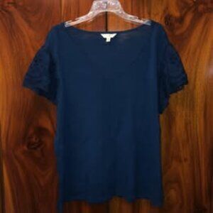 V-neck blouse with flair sleeves